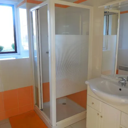 Family Escape With Terrace