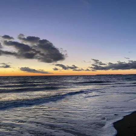 Family Escape With Terrace Isigny-le-Buat