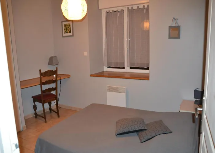 בית נופש Family Escape With Terrace Isigny-le-Buat