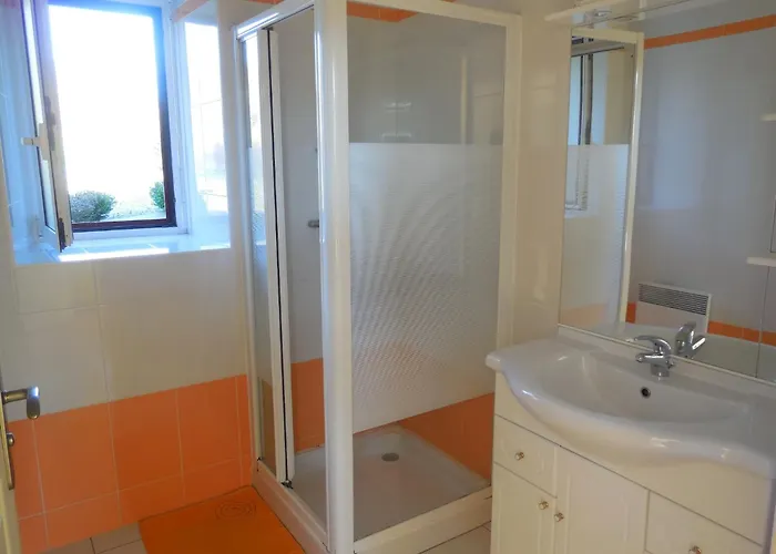 Family Escape With Terrace